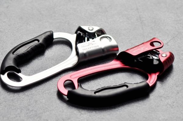  Зажим Guru Inception под правую руку в Луганске  