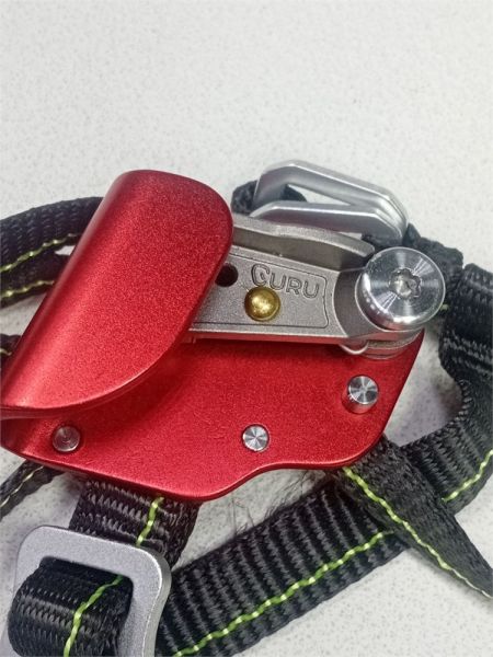  Зажим ножной Guru Glide right в Луганске  